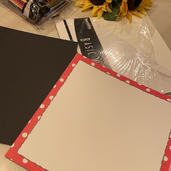 Baby & Toddler Scrapbook Ideas Book with loose paper bundle - Picture 7 of 13